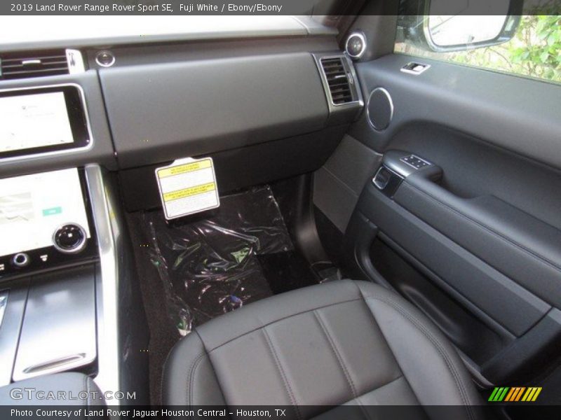 Fuji White / Ebony/Ebony 2019 Land Rover Range Rover Sport SE