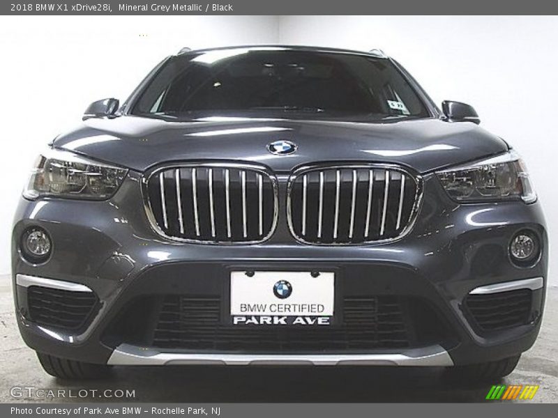 Mineral Grey Metallic / Black 2018 BMW X1 xDrive28i