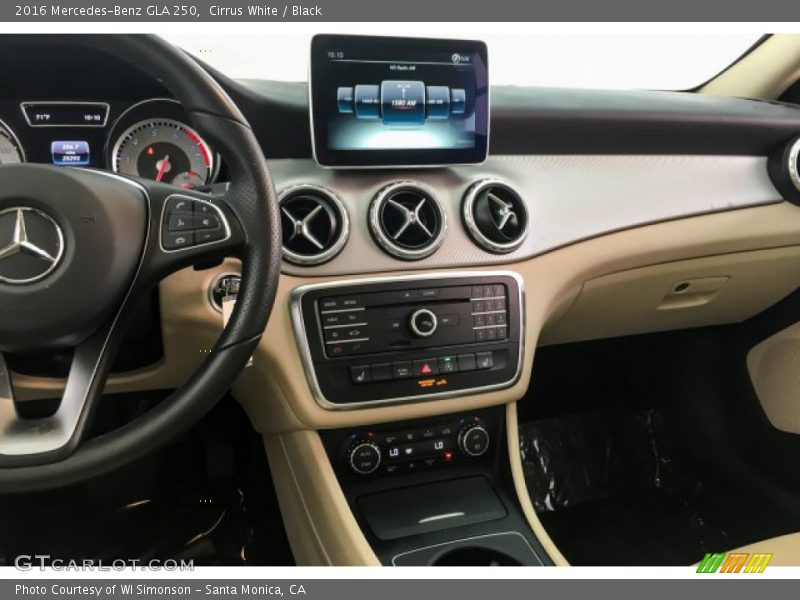 Cirrus White / Black 2016 Mercedes-Benz GLA 250