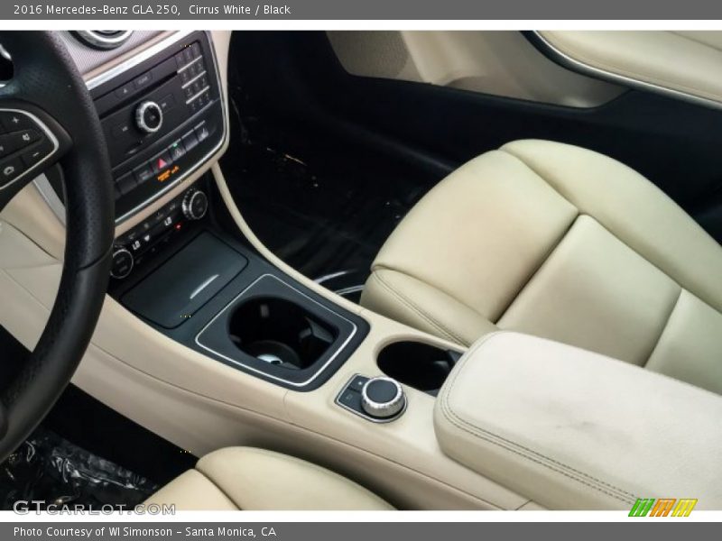 Cirrus White / Black 2016 Mercedes-Benz GLA 250