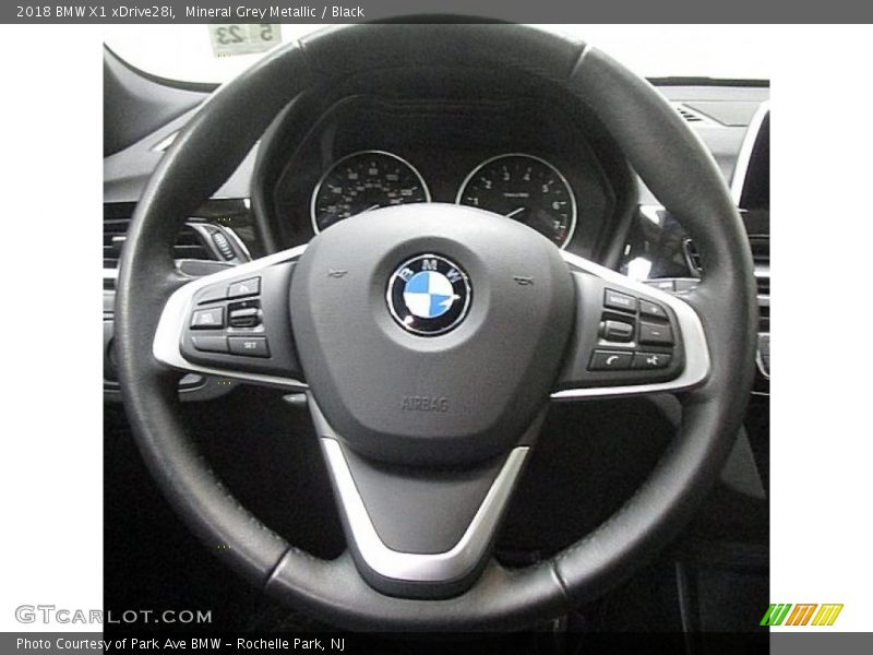 Mineral Grey Metallic / Black 2018 BMW X1 xDrive28i