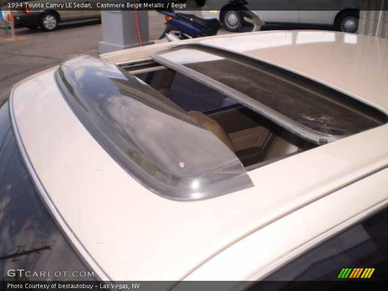 Cashmere Beige Metallic / Beige 1994 Toyota Camry LE Sedan