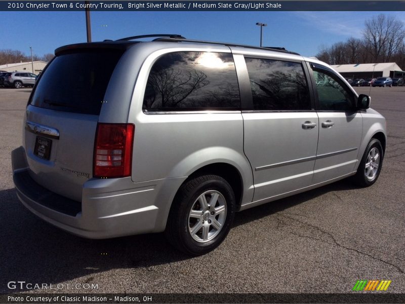 Bright Silver Metallic / Medium Slate Gray/Light Shale 2010 Chrysler Town & Country Touring