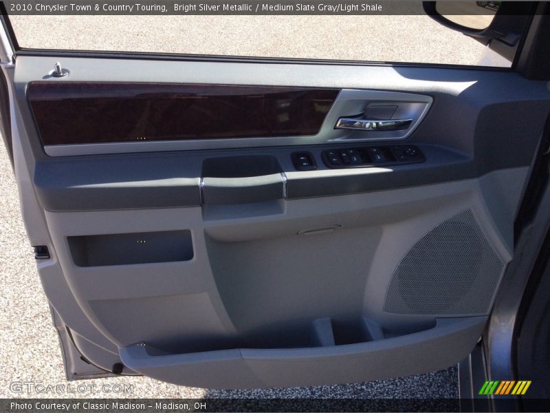 Bright Silver Metallic / Medium Slate Gray/Light Shale 2010 Chrysler Town & Country Touring