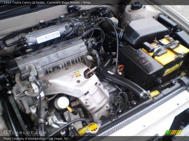 Cashmere Beige Metallic / Beige 1994 Toyota Camry LE Sedan