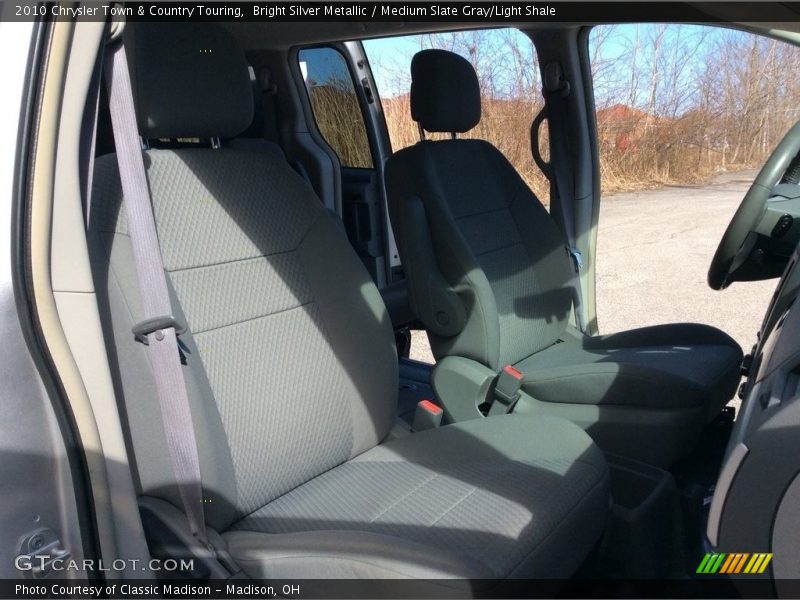 Bright Silver Metallic / Medium Slate Gray/Light Shale 2010 Chrysler Town & Country Touring