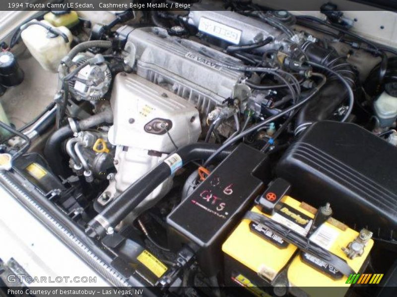 Cashmere Beige Metallic / Beige 1994 Toyota Camry LE Sedan