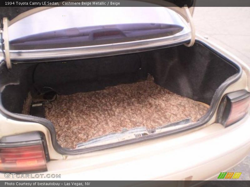 Cashmere Beige Metallic / Beige 1994 Toyota Camry LE Sedan