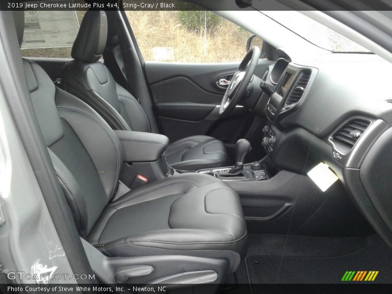 Sting-Gray / Black 2019 Jeep Cherokee Latitude Plus 4x4