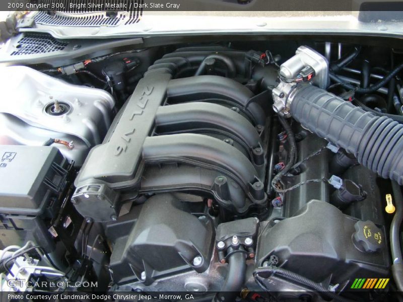 Bright Silver Metallic / Dark Slate Gray 2009 Chrysler 300