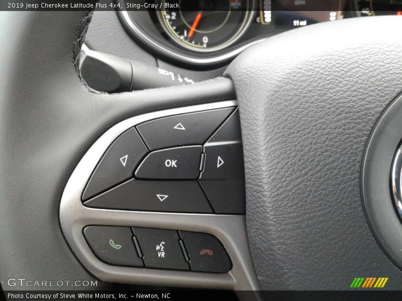 Sting-Gray / Black 2019 Jeep Cherokee Latitude Plus 4x4