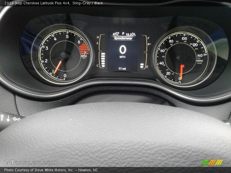 Sting-Gray / Black 2019 Jeep Cherokee Latitude Plus 4x4