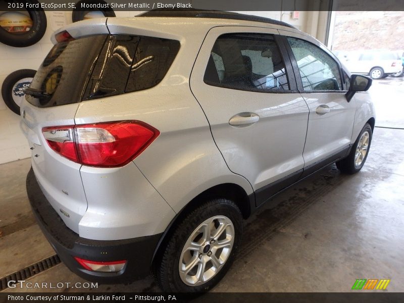 Moondust Silver Metallic / Ebony Black 2019 Ford EcoSport SE