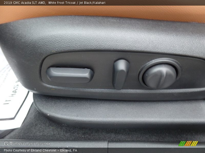 White Frost Tricoat / Jet Black/Kalahari 2019 GMC Acadia SLT AWD