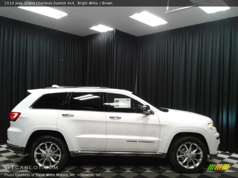 Bright White / Brown 2019 Jeep Grand Cherokee Summit 4x4