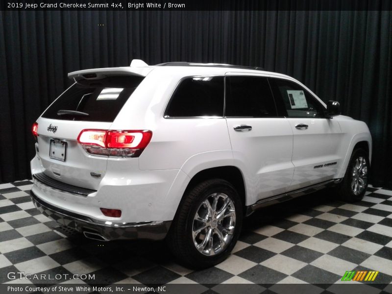 Bright White / Brown 2019 Jeep Grand Cherokee Summit 4x4