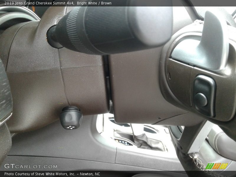 Bright White / Brown 2019 Jeep Grand Cherokee Summit 4x4