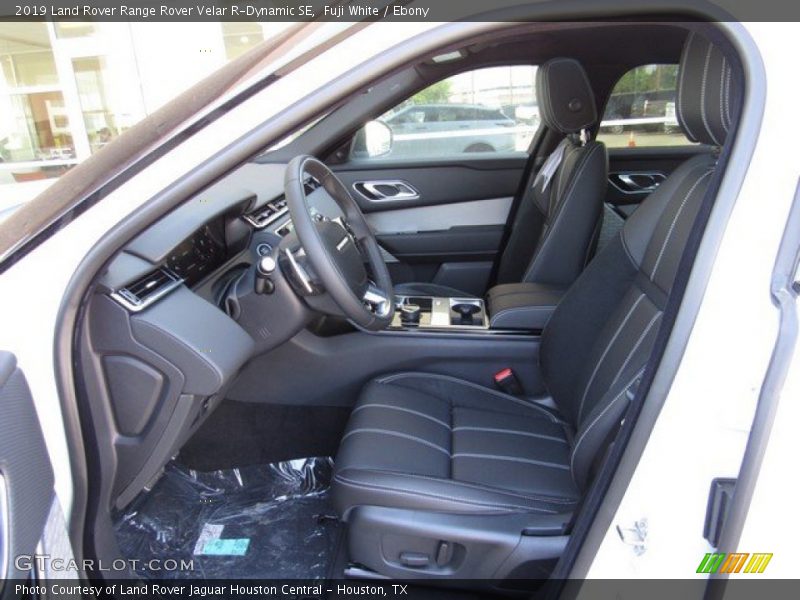 Fuji White / Ebony 2019 Land Rover Range Rover Velar R-Dynamic SE