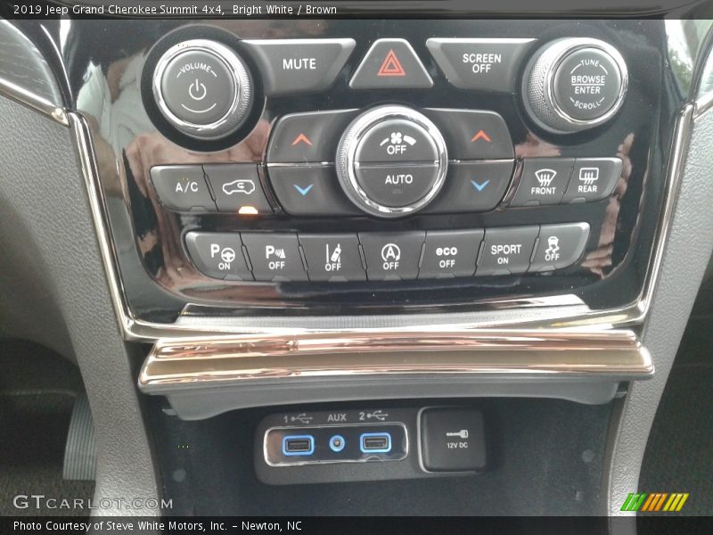 Bright White / Brown 2019 Jeep Grand Cherokee Summit 4x4
