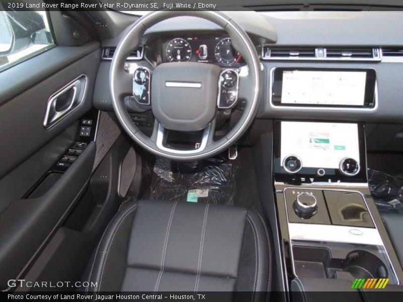 Fuji White / Ebony 2019 Land Rover Range Rover Velar R-Dynamic SE