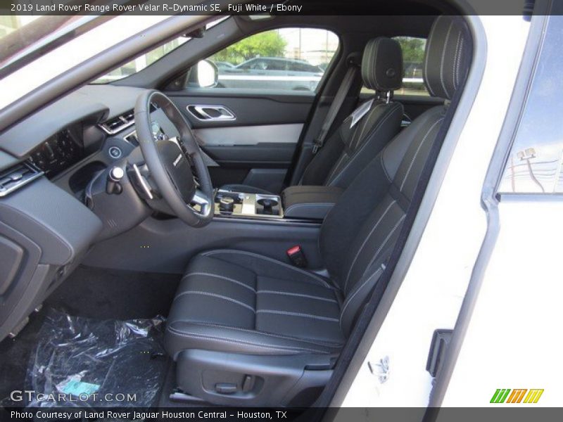 Fuji White / Ebony 2019 Land Rover Range Rover Velar R-Dynamic SE