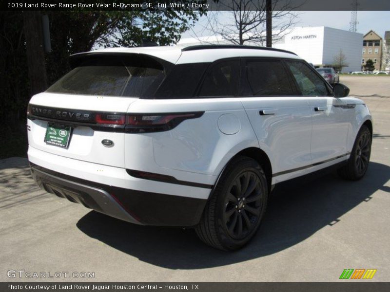 Fuji White / Ebony 2019 Land Rover Range Rover Velar R-Dynamic SE