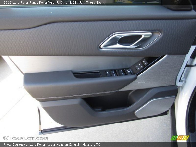 Fuji White / Ebony 2019 Land Rover Range Rover Velar R-Dynamic SE