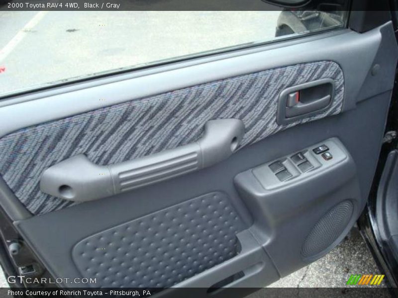 Black / Gray 2000 Toyota RAV4 4WD
