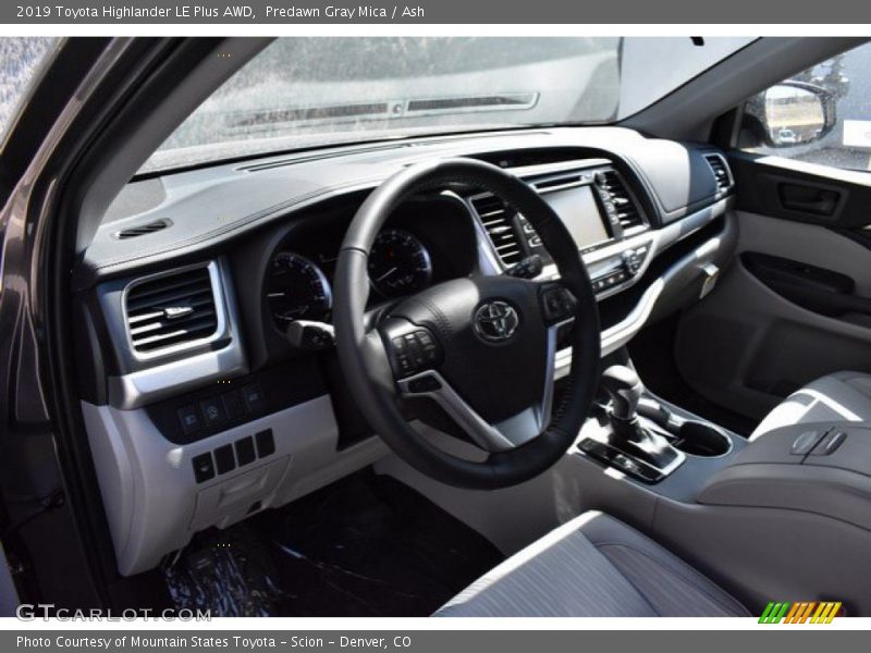 Predawn Gray Mica / Ash 2019 Toyota Highlander LE Plus AWD