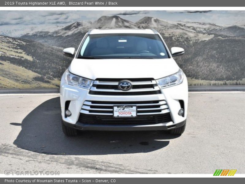 Blizzard Pearl White / Black 2019 Toyota Highlander XLE AWD