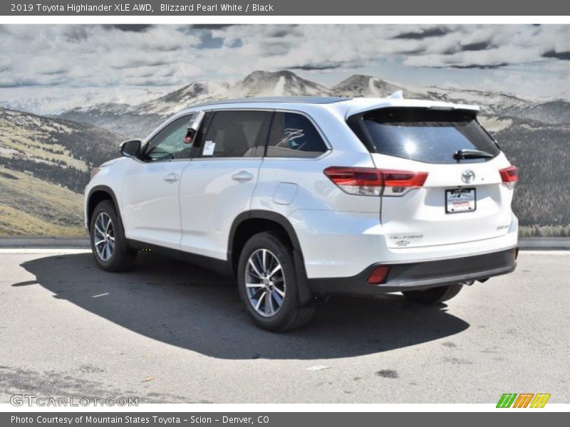 Blizzard Pearl White / Black 2019 Toyota Highlander XLE AWD