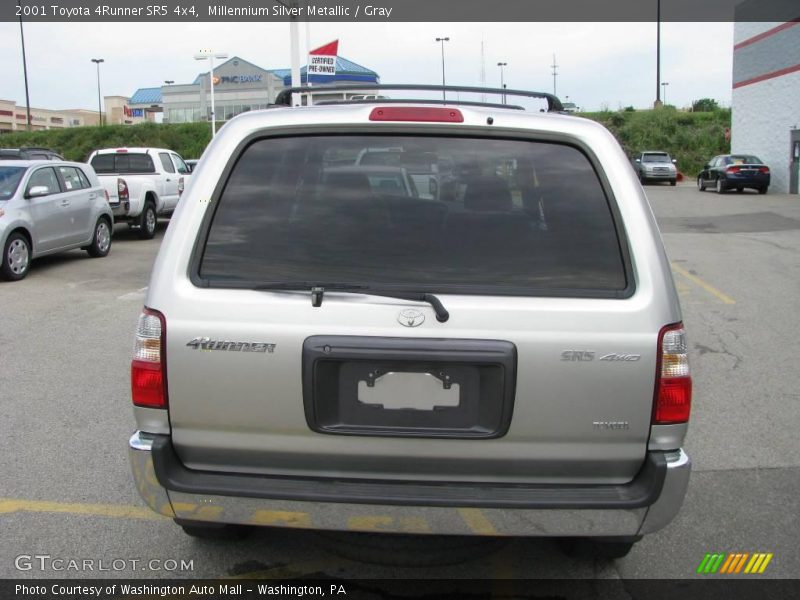 Millennium Silver Metallic / Gray 2001 Toyota 4Runner SR5 4x4