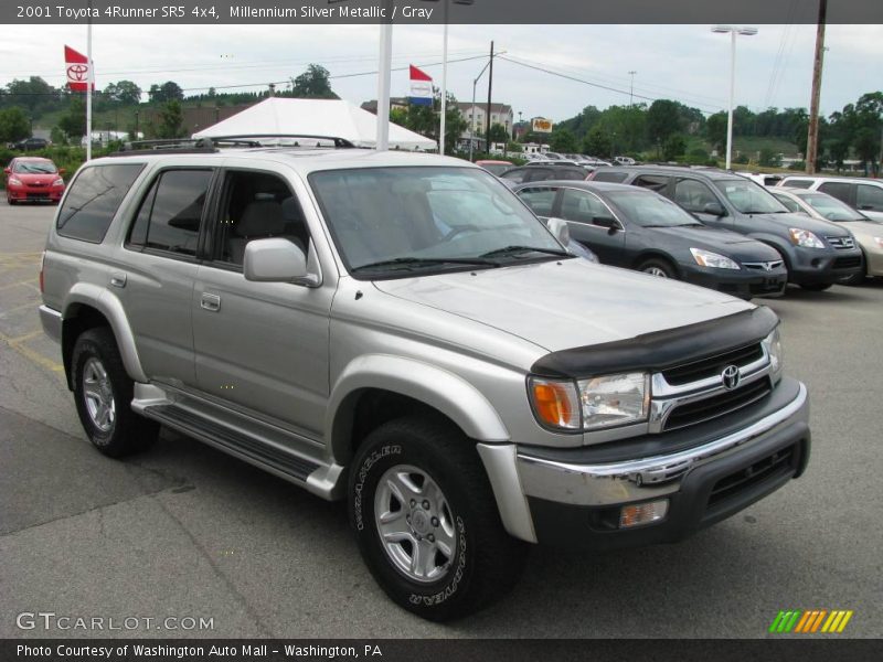 Millennium Silver Metallic / Gray 2001 Toyota 4Runner SR5 4x4