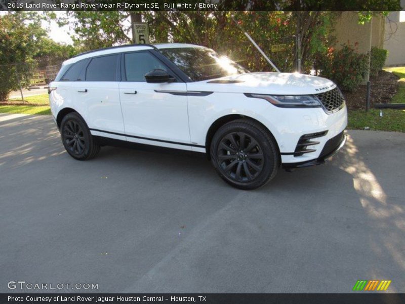 Fuji White / Ebony 2019 Land Rover Range Rover Velar R-Dynamic SE