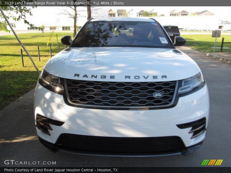 Fuji White / Ebony 2019 Land Rover Range Rover Velar R-Dynamic SE