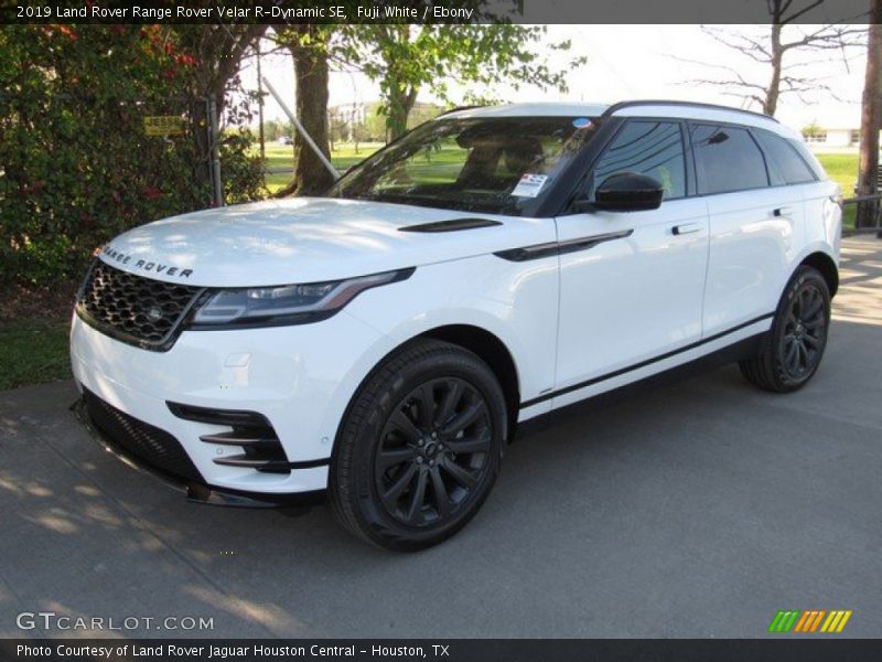 Fuji White / Ebony 2019 Land Rover Range Rover Velar R-Dynamic SE