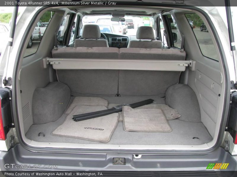 Millennium Silver Metallic / Gray 2001 Toyota 4Runner SR5 4x4
