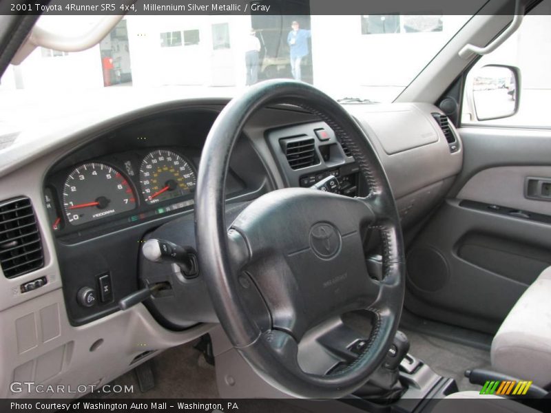 Millennium Silver Metallic / Gray 2001 Toyota 4Runner SR5 4x4