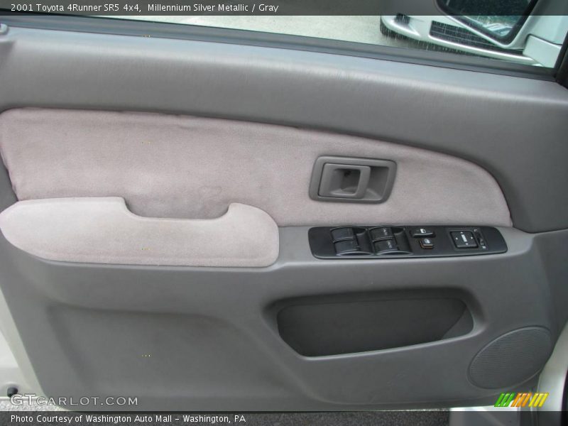 Millennium Silver Metallic / Gray 2001 Toyota 4Runner SR5 4x4