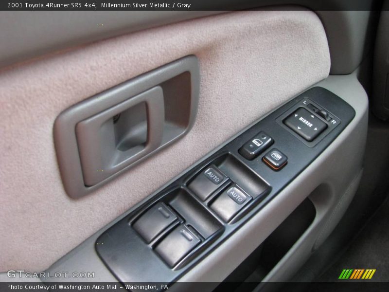 Millennium Silver Metallic / Gray 2001 Toyota 4Runner SR5 4x4