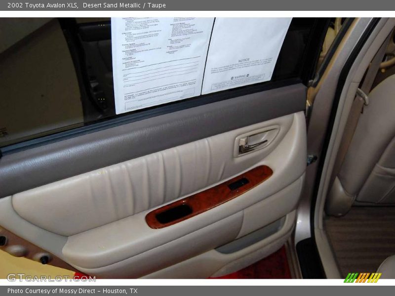 Desert Sand Metallic / Taupe 2002 Toyota Avalon XLS