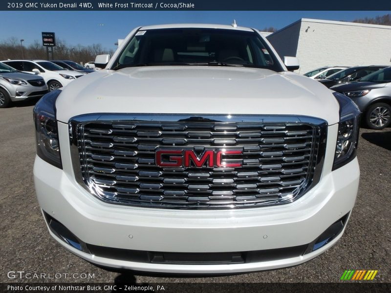 White Frost Tintcoat / Cocoa/Shale 2019 GMC Yukon Denali 4WD