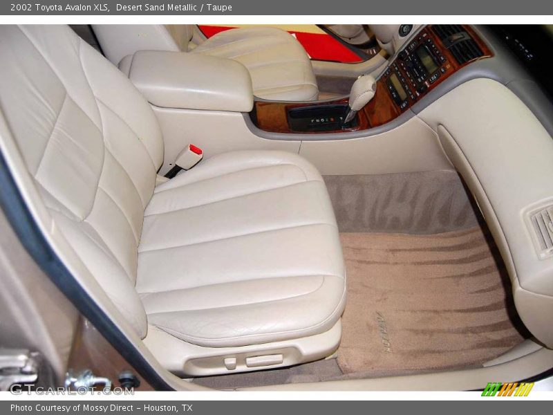 Desert Sand Metallic / Taupe 2002 Toyota Avalon XLS
