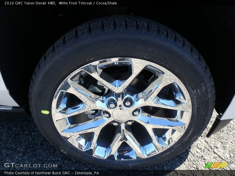 White Frost Tintcoat / Cocoa/Shale 2019 GMC Yukon Denali 4WD