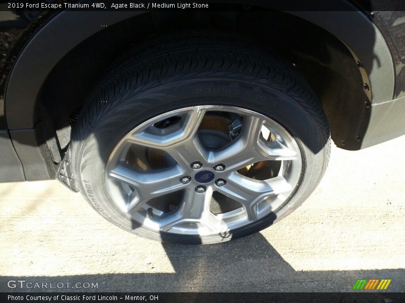 Agate Black / Medium Light Stone 2019 Ford Escape Titanium 4WD