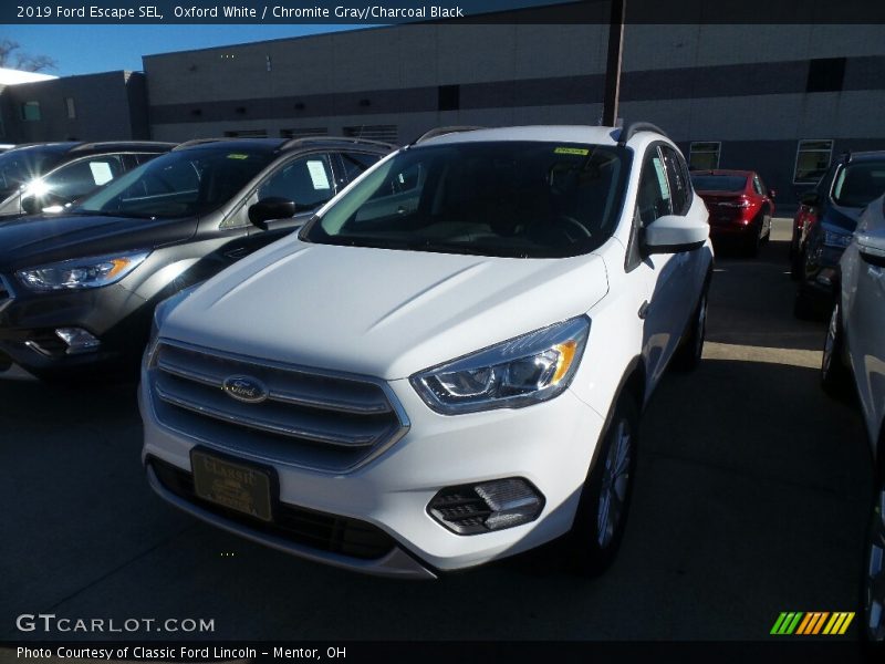 Oxford White / Chromite Gray/Charcoal Black 2019 Ford Escape SEL