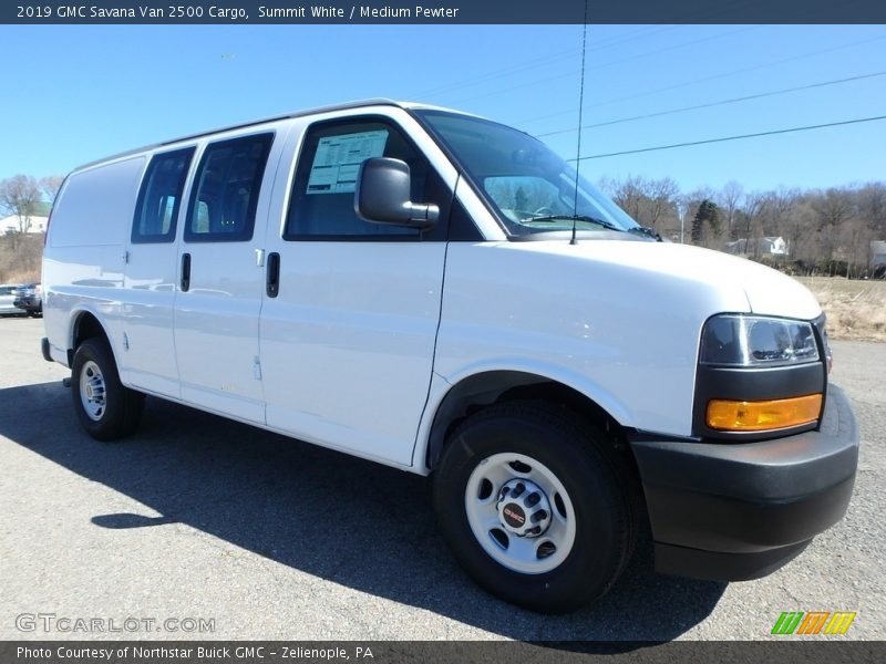Summit White / Medium Pewter 2019 GMC Savana Van 2500 Cargo