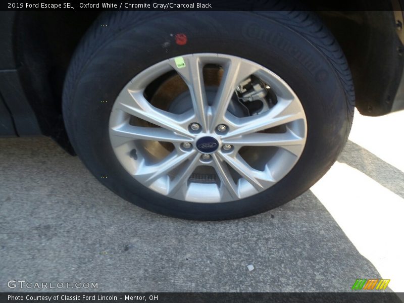 Oxford White / Chromite Gray/Charcoal Black 2019 Ford Escape SEL