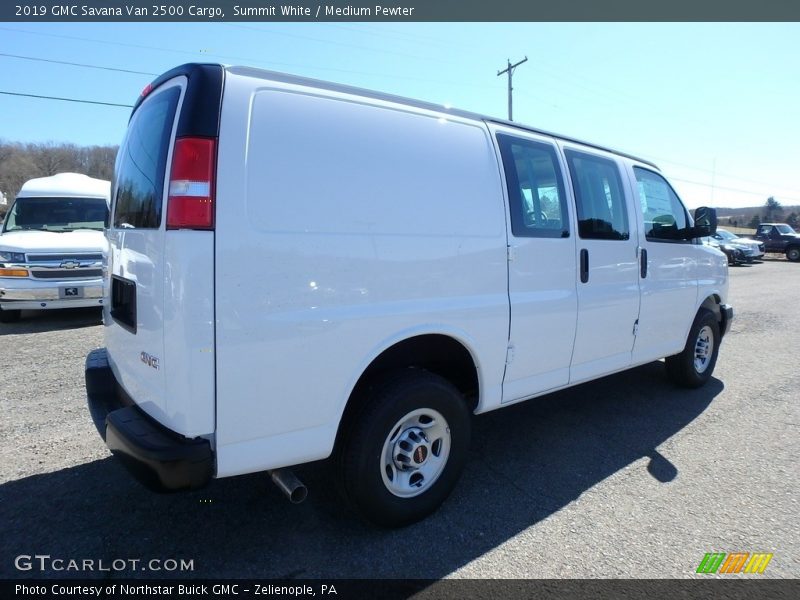 Summit White / Medium Pewter 2019 GMC Savana Van 2500 Cargo