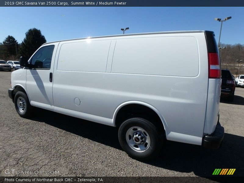 Summit White / Medium Pewter 2019 GMC Savana Van 2500 Cargo